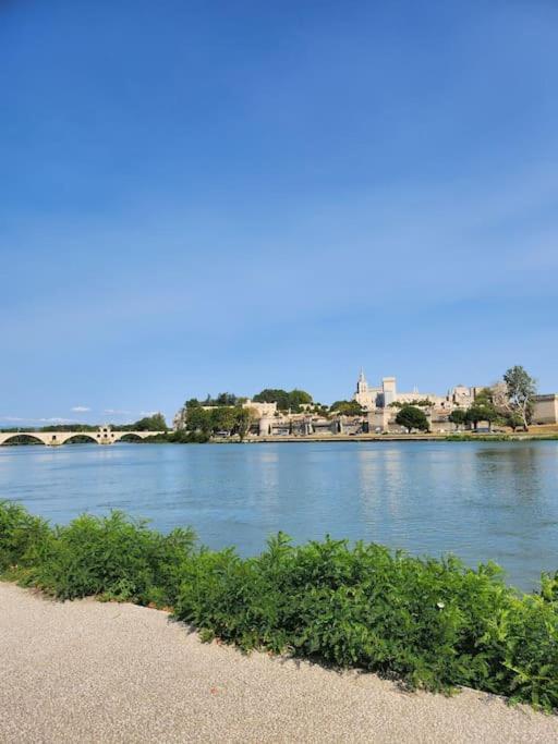 Gaby - Du Cachet Pour Toute La Famille Avignon Exteriör bild